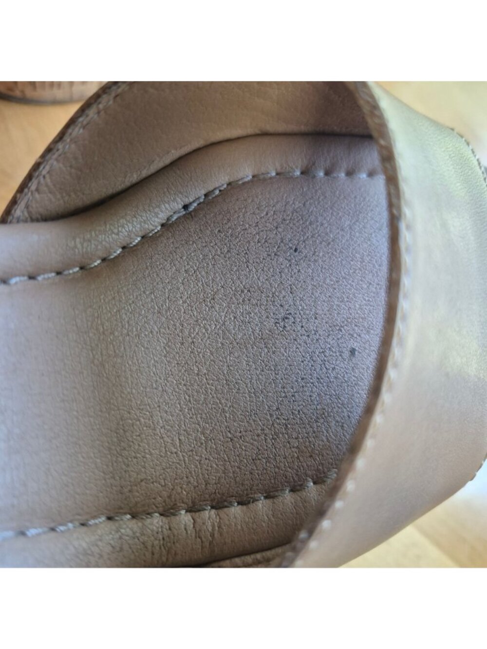 Lucky Brand Tan Wedge Sandals With Cork Heel & Ankle Strap Buckle Closure Size 6 - Picture 7 of 9
